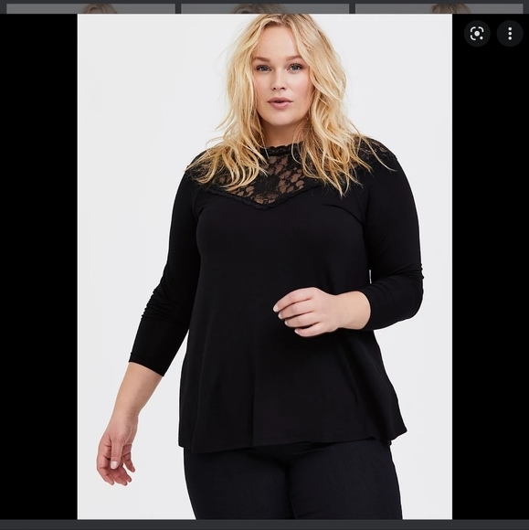 Black laced top long sleeve - Picture 4 of 4